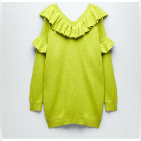 Like New ZARA RUFFLED KNIT SWEATER V - NECK
Fluorescent lime M-L - Picture 5 of 7